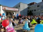 С цветами и улыбками проходит в Тольятти День знаний