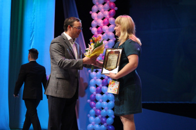 На праздновании Дня матери от Думы г.о.Тольятти были вручены Благодарственные письма