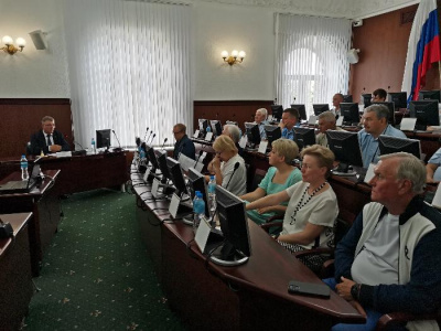 Общественники рекомендовали Думе принять положительную оценку при рассмотрении отчёта главы 